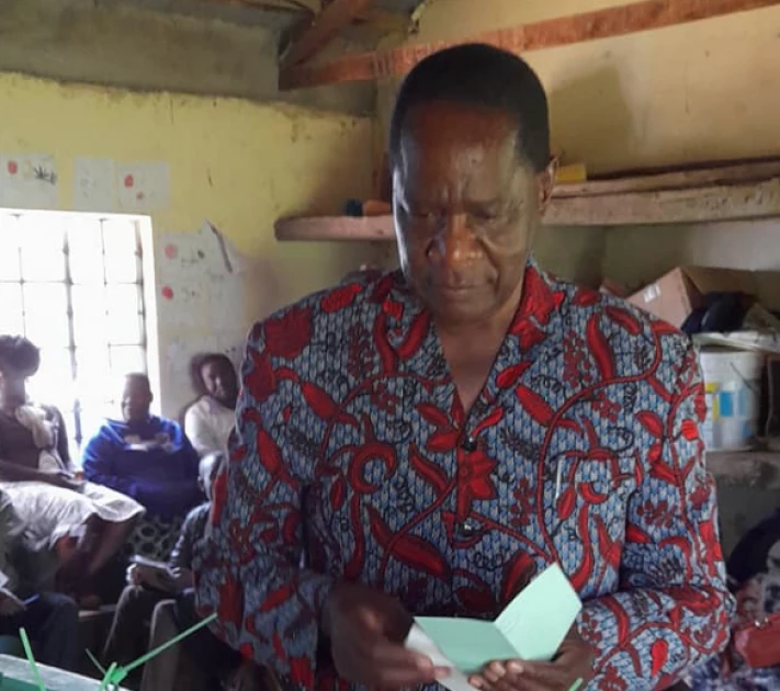 Jubilee Party’s Migori Governor aspirant Dalmas Otieno casts his vote on August 8, 2022. PHOTO | COURTESY